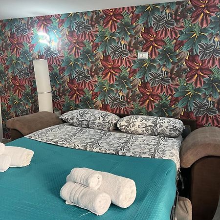 Napoli Centro-La Casa Di Lucio Bed & Breakfast Ngoại thất bức ảnh