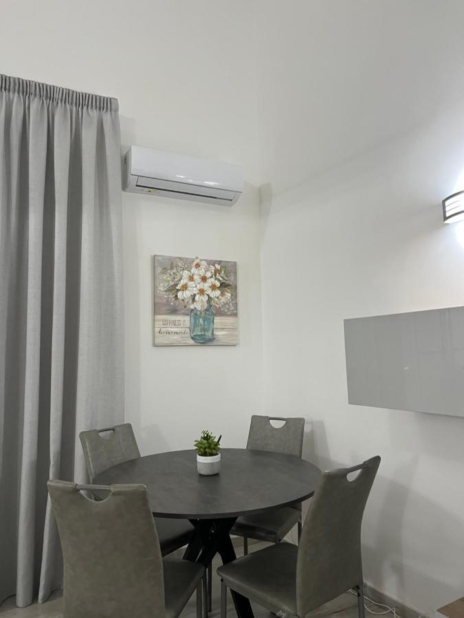 Napoli Centro-La Casa Di Lucio Bed & Breakfast Ngoại thất bức ảnh