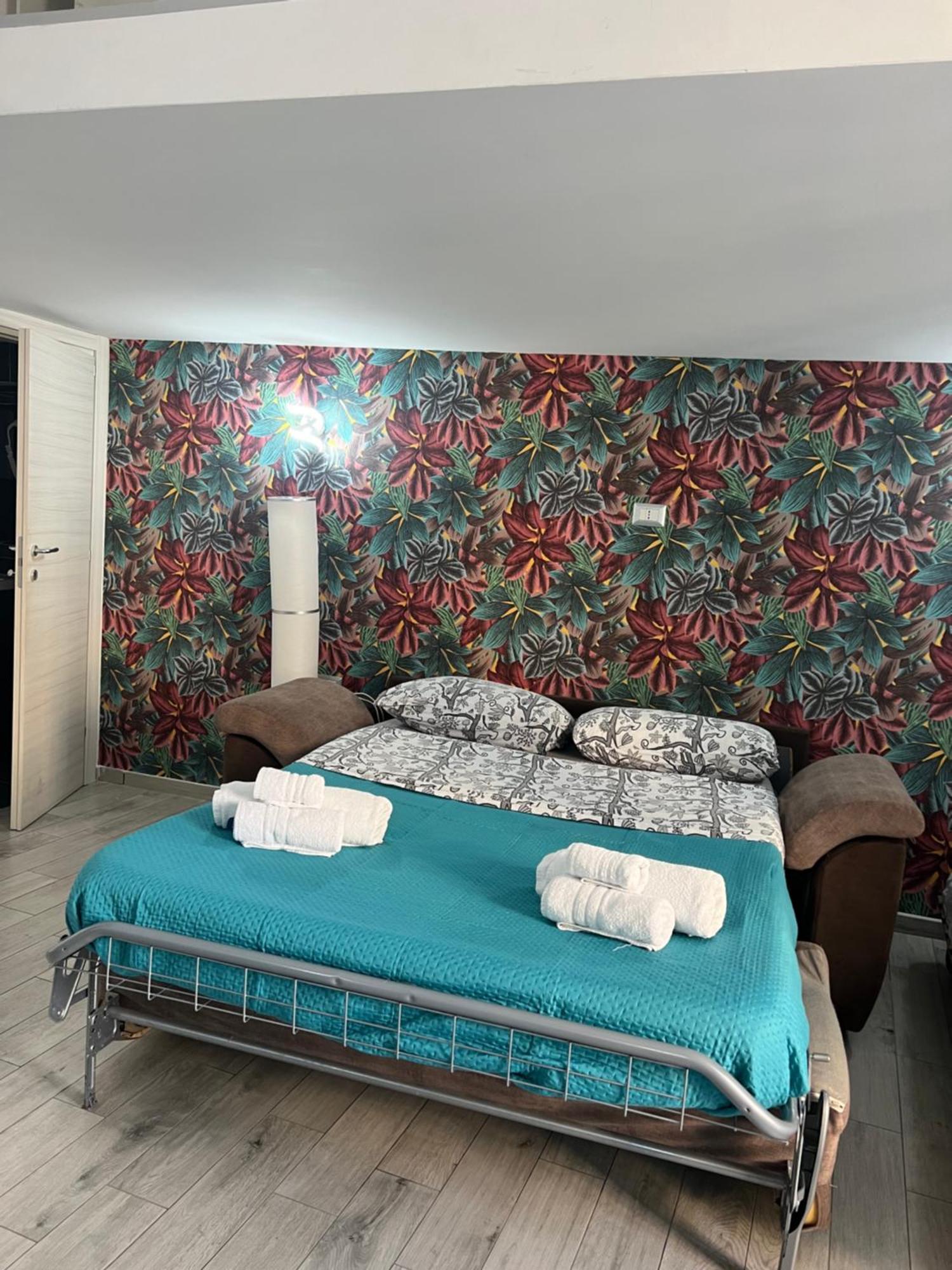 Napoli Centro-La Casa Di Lucio Bed & Breakfast Ngoại thất bức ảnh